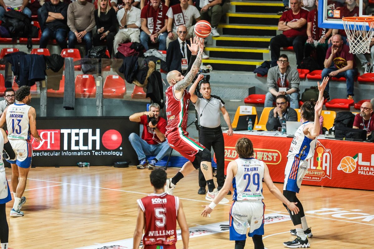 Bordocampo LED basket Coppa Italia
